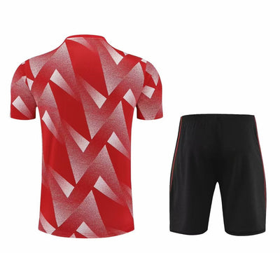 KIT TRAINING BAYERN MUNICH ROUGE (1) 2023/2024